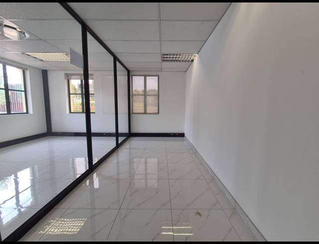 294M² OFFICE TO LET IN MORNINGSIDE